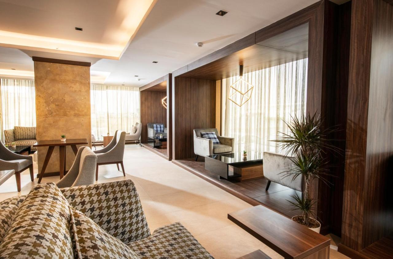 Golden Rose Hotel ชาซาน ภายนอก รูปภาพ